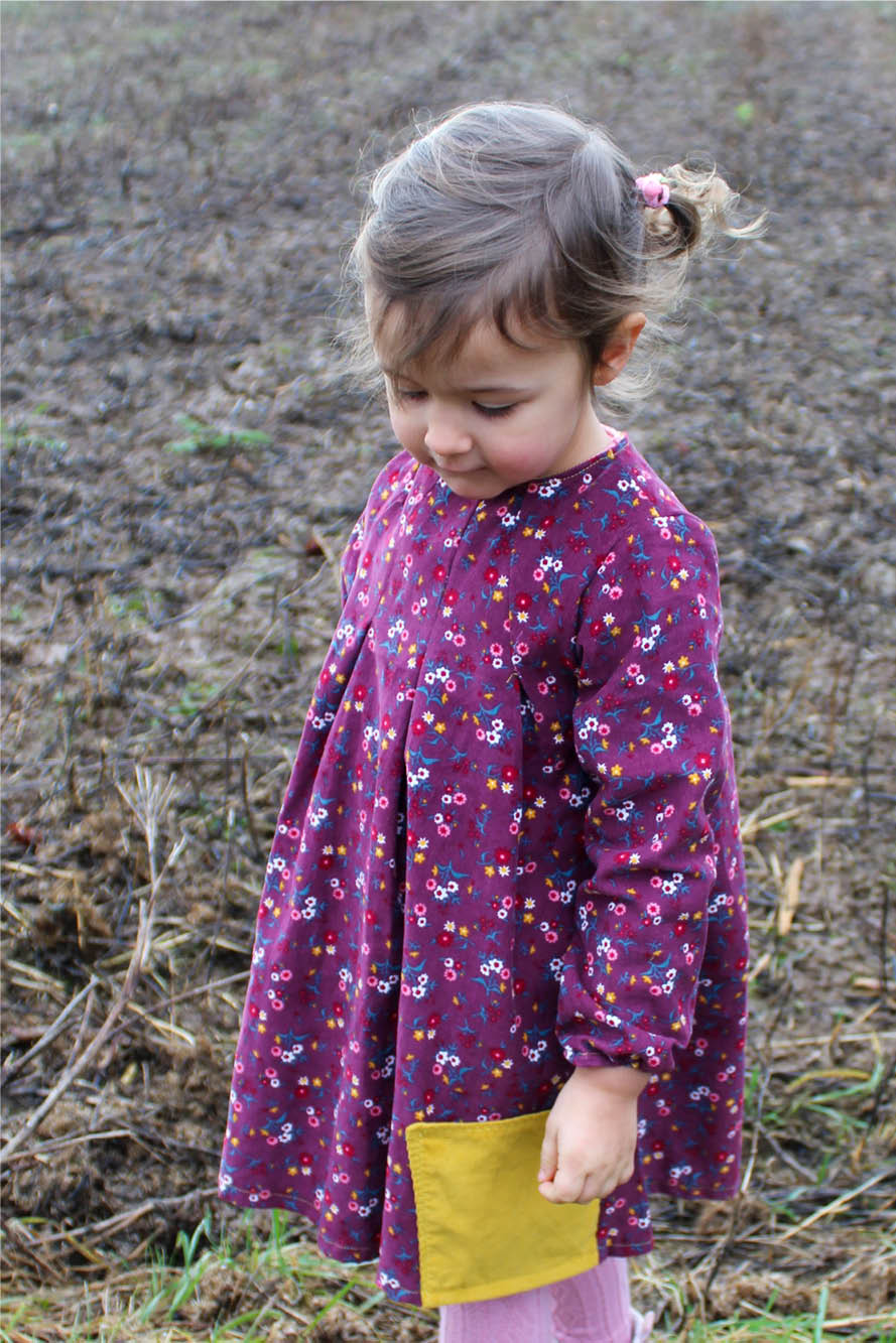 Kleid aus Babycord nähen, Schnittmuster und Nähanleitung