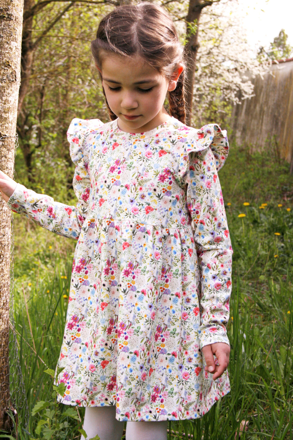 Immergrün Kleid mit Flügelärmeln aus Blumenjersey – Ebook Add-On