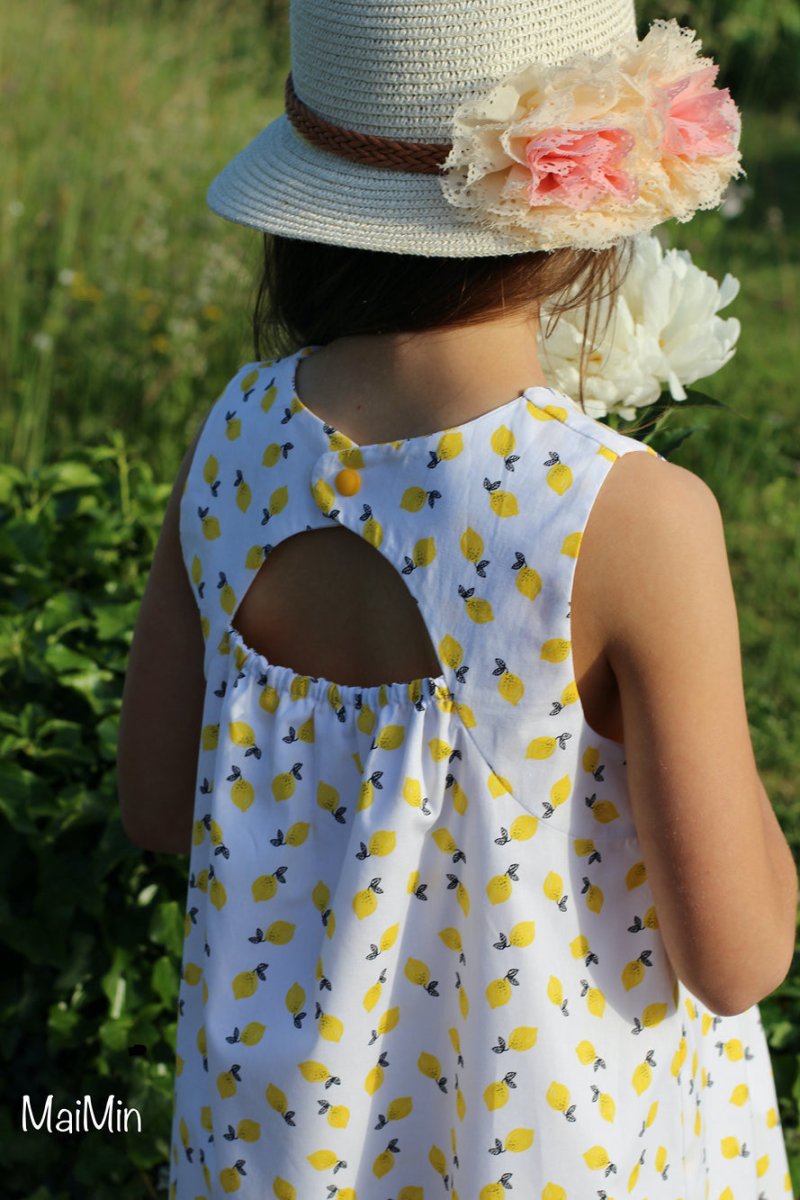 Sommerkleid für Mädchen Rückenausschnitt