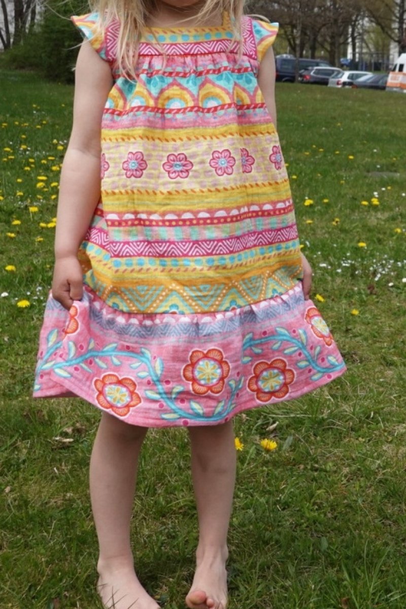 Sommerkleid mit Volant für Mädchen nähen