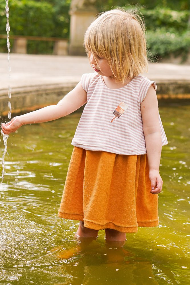 Kleid aus Wollstoffen nähen für Kinder